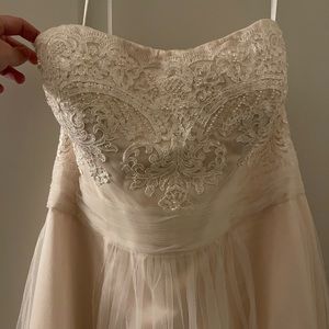 David’s bridal wedding gown